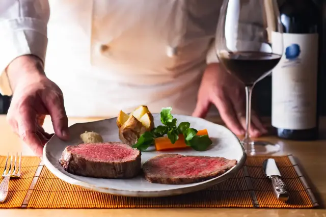 鎌倉山 お食事券｜贈り物に、老舗の美食体験を | ローストビーフの店  