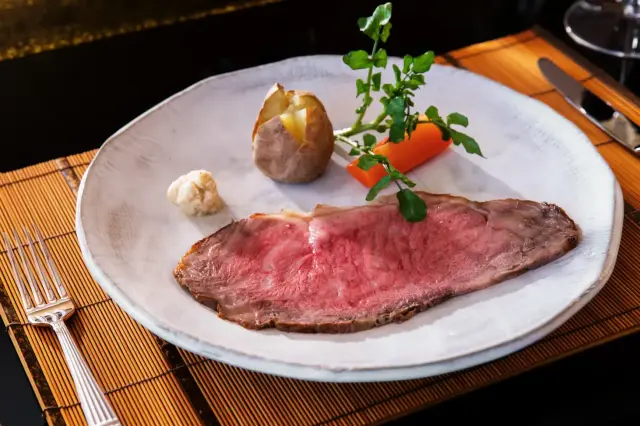 鎌倉山 お食事券｜贈り物に、老舗の美食体験を | ローストビーフの店  