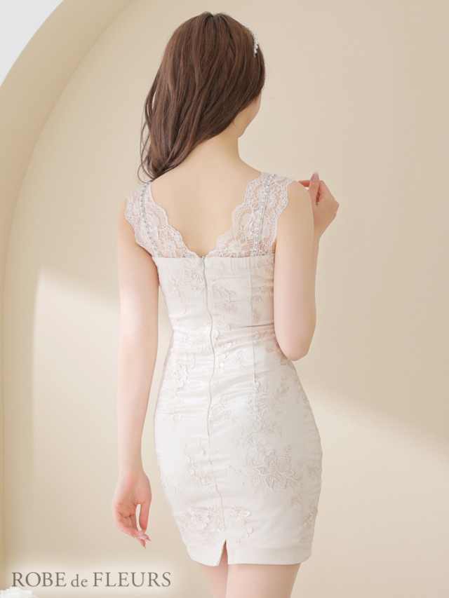 XS～Lサイズあり】立体フラワーモチーフxノースリーブタイトミニ  