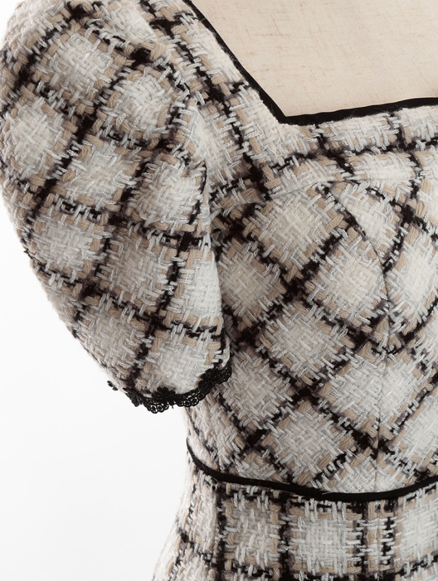 XS～Lサイズあり】ブロックツイードxフロントジッパーミニキャバ  