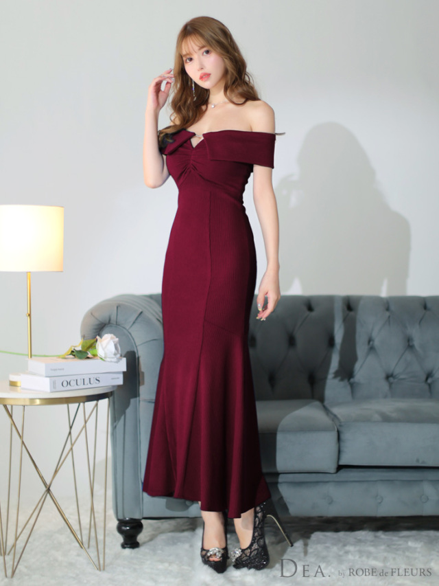 Lサイズあり】オフショルフレアマーメイドミディアムキャバドレス(DE3318) 