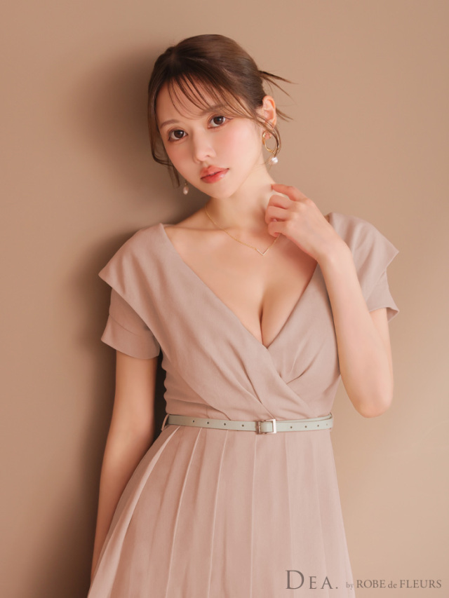 ブリトニーベルトドレス 44361: Mikado Ball Gown with Beaded Sabrina Neckline and