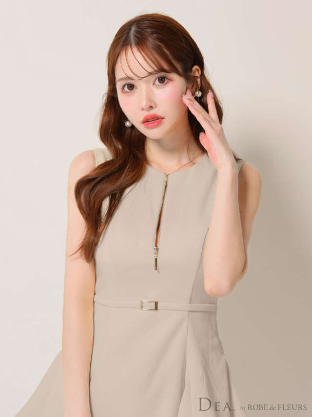 XS～Lサイズあり】ノースリーブベルトデザインチュールミニ