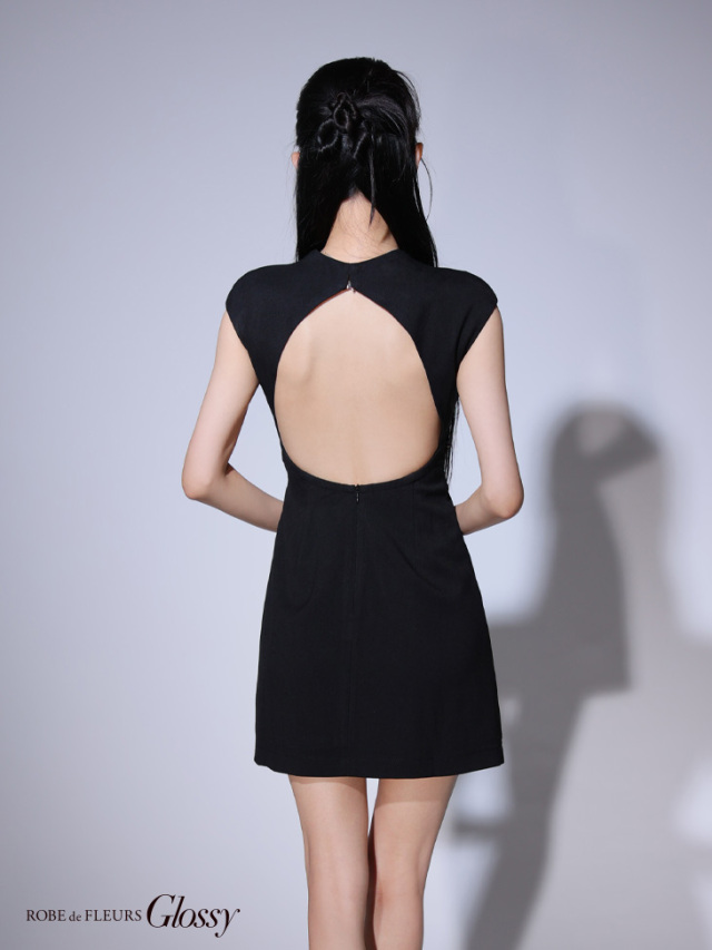 XSサイズあり】バックオープンバストスリットシンプルミニキャバドレス  