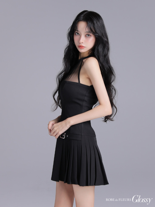 9月下旬入荷予定】【XSサイズあり】シアーホルターネックフレアミニ