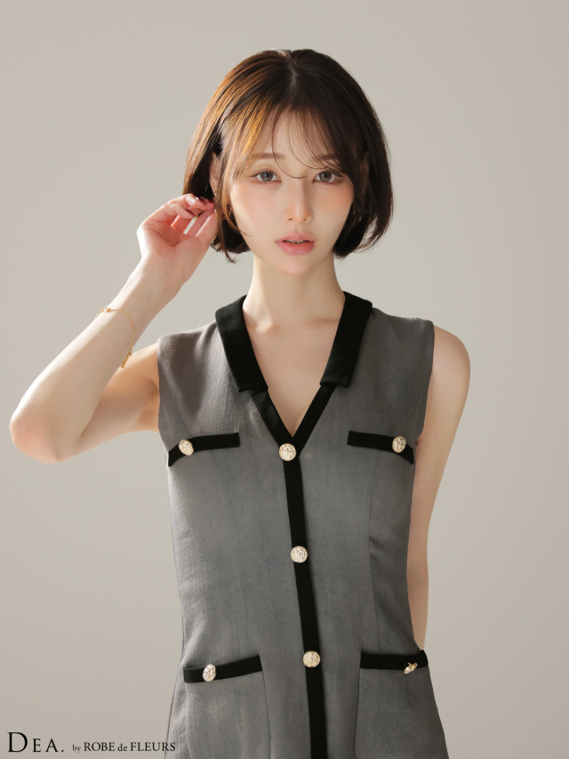 XSサイズあり】配色ラインVネック台形ミニキャバドレス(DE4176)