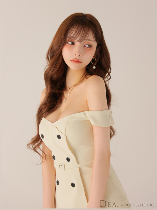 XSサイズあり】オフショルダブルボタンセットアップフレアミニキャバ