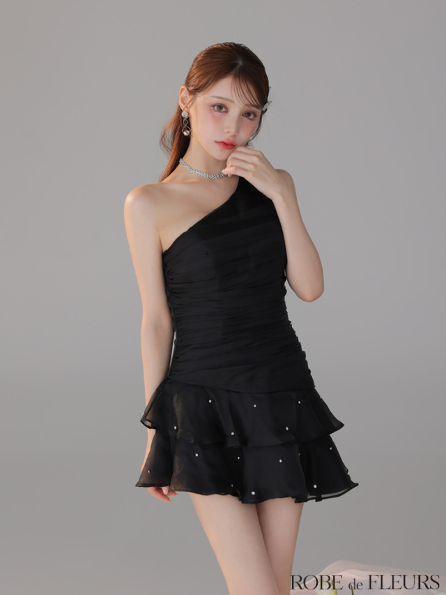 ローブドフルール サテンワンショルダーリボンティアードフレアミニキャバドレス XSサイズあり【ROBE de FLEURS/ローブドフルール】サテン/ ワン