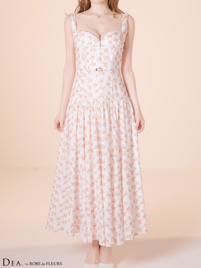 XS～Lサイズあり】フラワーマットサテンギャザーフレアロングキャバ