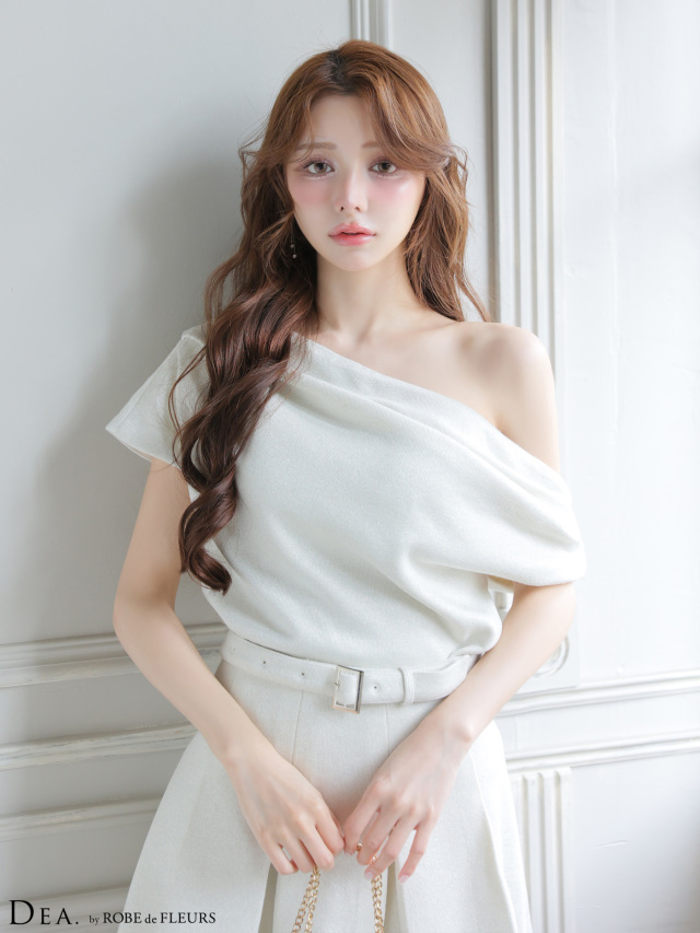 XSサイズあり】ドレープオフショルダーセットアップフレアミニキャバ