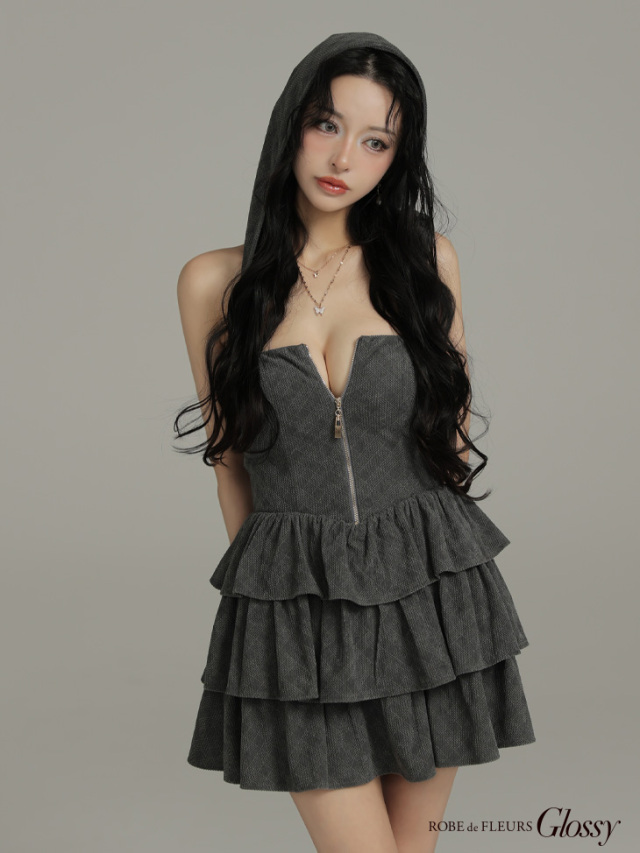 に*こ様 petite robe noire フリル金箔ボリューム に*こ様 petite robe noire フリル金箔ボリューム an /アン