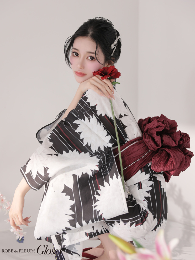 浴衣】ROBE de FLEURS Glossy Modern Dahlia Yukata (GL5414)