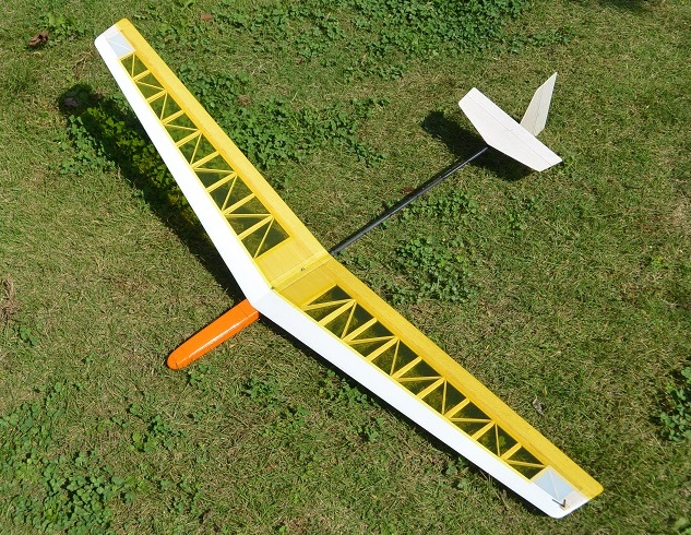 ムサシノ ホリディ α （1270m） トラス構造翼タイプ