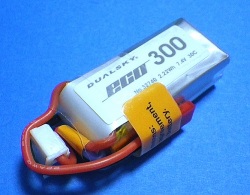 Dualsky 30C放電 7.4V300mAh XP03002ECO 白