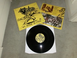 VIRTUE (UK) / We Stand To Fight + 3 (12" black EP)