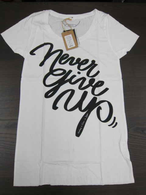 レディース PAINT IT 「NEVER GIVE UP」 白 FREEサイズ