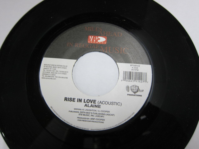 Aside ALAINE / RISE IN LOVE / Bside TAMI CHYNN / OVER AND OVER AGAIN / GUARDIAN ANGEL [ACOUSTIC] / V.P.RECORDS