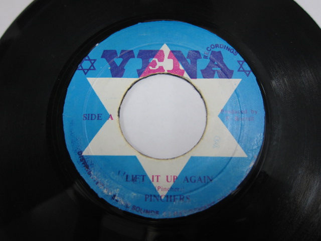 PINCHERS / LIFT IT UP AGAIN / ANSWER RIDDIM / VENA