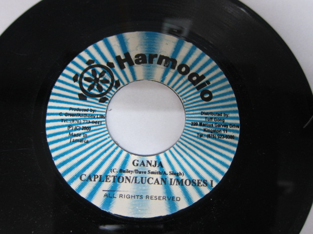 CAPLETON , LUCAN I , MOSES I / GANJA / HOT CALALOO RIDDIM / HARMODIO