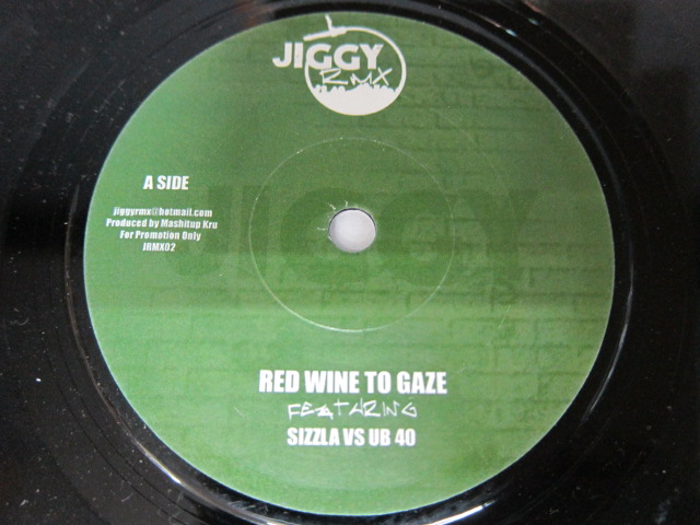 SIZZLA feat UB40 / RED WINE TO GAZE / JIGGY