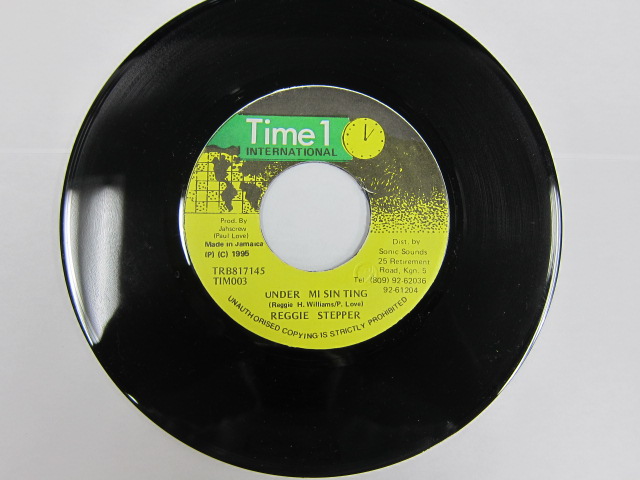 REGGIE STEPPER / UNDER MI SIN TING / TIME1
