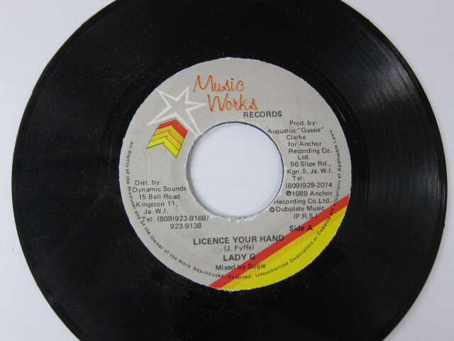 LADY G / LICENCE YOUR HAND / MUSIC WORKS