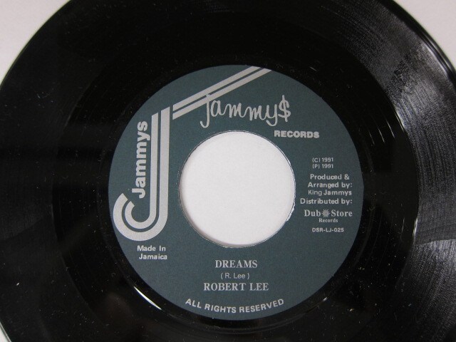 ROBERT LEE / DREAMS / RUN DOWN THE WORLD RIDDIM / JAMMY'S/DUB STORE