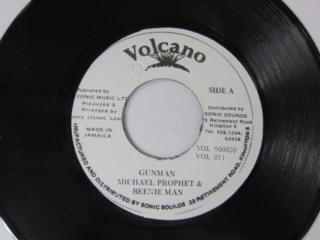 MICHAEL PROPHET & BEENIE MAN / GUNMAN / VOLCANO