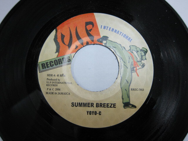 Aside YOYO-C / SUMMER BREEZE / Bside SUNSQRITT / NIGHT & DAY / V.I.P INTERNATIONAL RECORDS