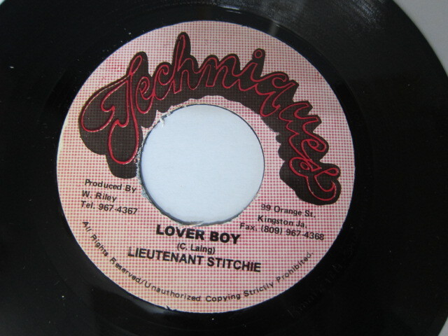 L.T.STICHIE / LOVER BOY / HERE I COME RIDDIM / TECHNIQUES