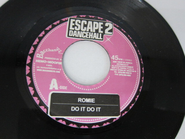 ROMIE / DO IT DO IT / ESCAPE 2 DANCEHALL