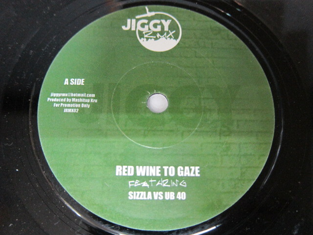 SIZZLA feat UB40 / RED WINE TO GAZE / JIGGY