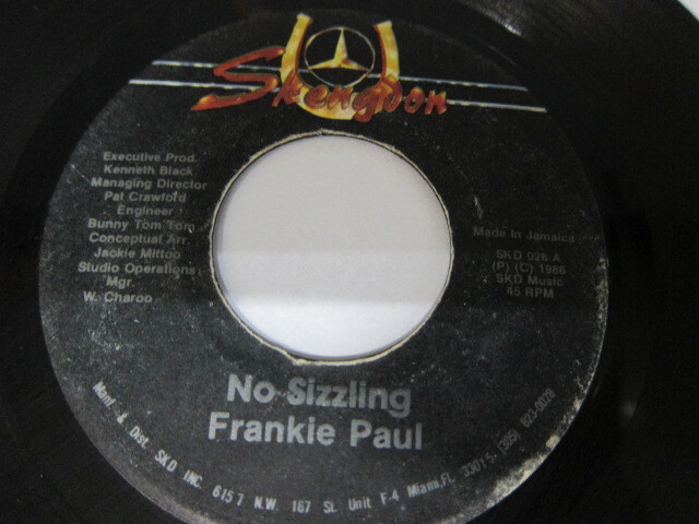FRANKIE PAUL / NO SIZZLING / SKENGDON