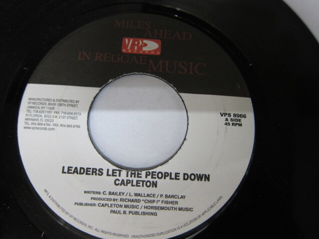CAPLETON / Aside LEADERS LET THE PEOPLE DOWN / Bside JAH IS MY EVERYTHING / V.P.RECORDS