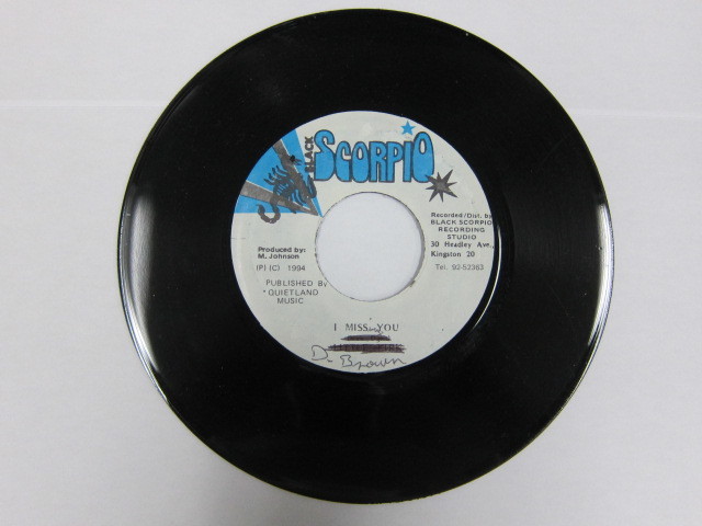 DENNIS BROWN / MISSING YOU  / BLACK SCORPIO