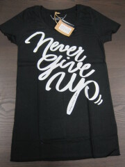 レディース PAINT IT 「NEVER GIVE UP」 黒　FREEサイズ