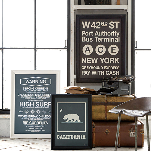 ニューヨークの路線バス案内やエアポートの発着タイムテーブル、