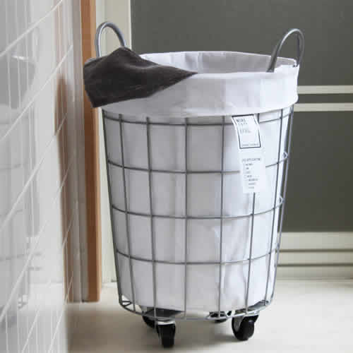 色はホワイトとダークグレーの2色展開、カタチは全6種類