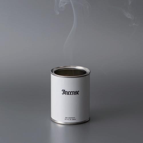 ショートタイプのインセンス用インセンススタンド。