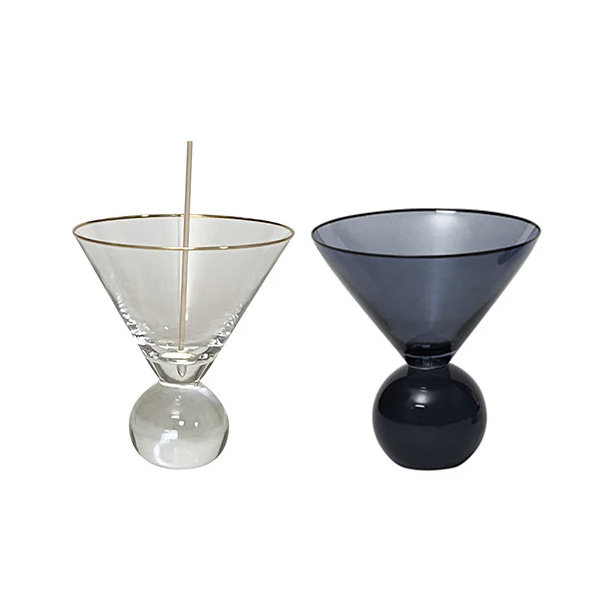 ラスのフォルムが美しいお香立て