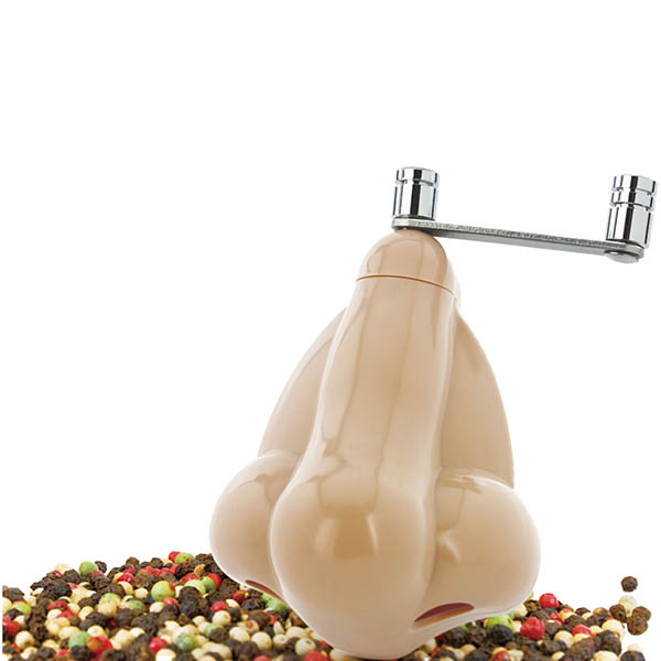 くしゃみが出そうなペッパーミル。