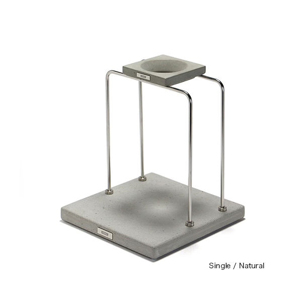 そこに置くだけで、空間の印象が整うコーヒードリッパースタンド