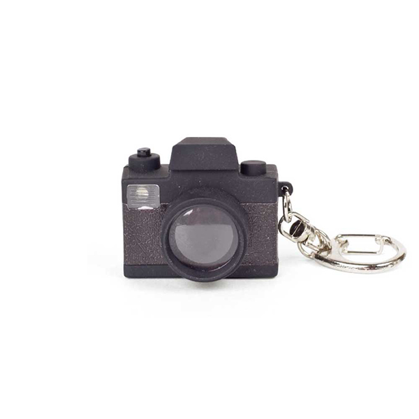 ボタンを押すとフラッシュが光ってシャッター音が鳴る、 カメラのノイジーキーリング。