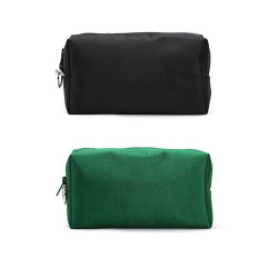 耐久性に優れた1688d ポリエステルを使用したソリッドポーチ。