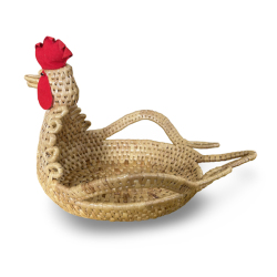 タイのアユタヤで作られたチキンバスケット。