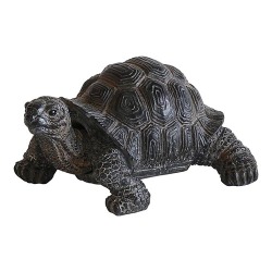 リアルな生きもの造形マグネット付きオブジェ。