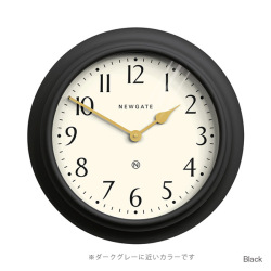 レトロやアンティークをテーマにデザインされた時計。