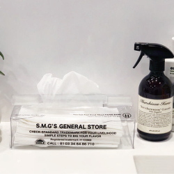 インテリアに合わせやすいシンプルでユニセックスなデザインのティッシュボックスカバー