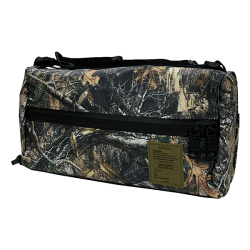 UNBYオリジナルのテキスタイルを用いた、ハンドメイドのティッシュケース。