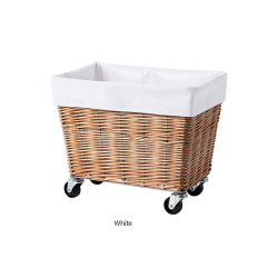 ウィロー（柳）を使用し、職人の手によって一つひとつ編み込まれたランドリーバスケット